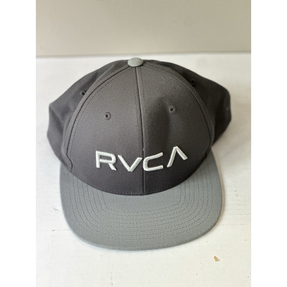 RVCA Mens Snapback Hat Charcoal Gray Flat Brim Adjustable Baseball Cap Logo